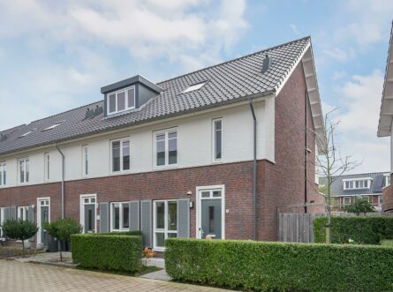 Unieke woning uitge’licht’ in Parijsch