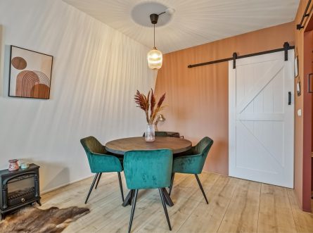 Tips om een kleine eetkamer groter te laten lijken