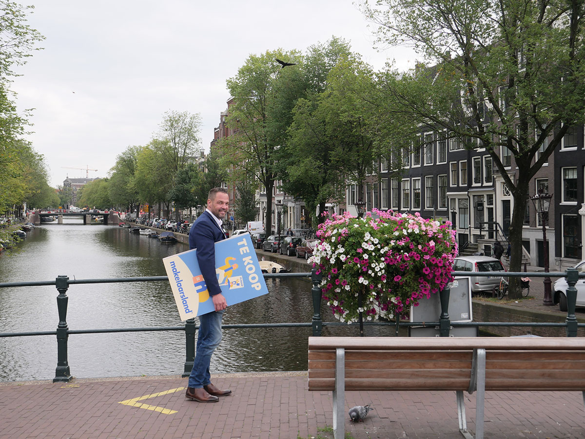 Makelaarsland tuinbord: Hoe plaats je deze?